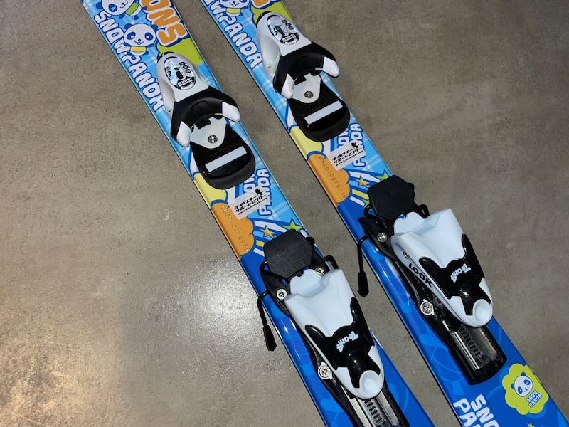 画像: 中古だがかなり新品に近いスキー板&ビンディングSwallowスワロースノーパンダ70cm
